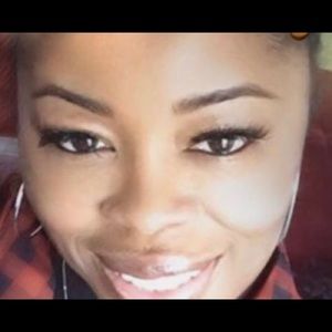 Meet your Posher, Sheila